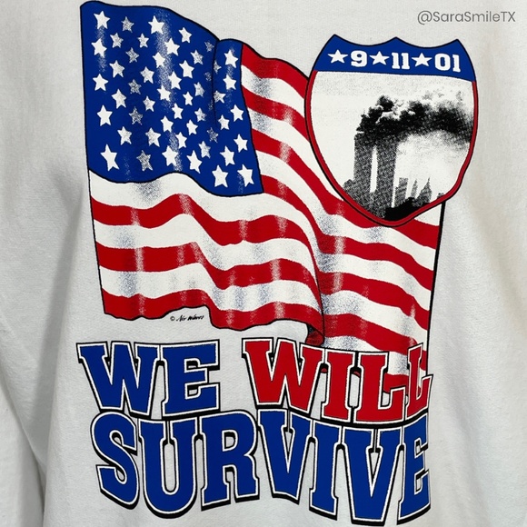 VINTAGE NYC TWIN TOWERS 9-11 MEMORIAL Unisex USA We Will Survive Sweatshirt - Picture 9 of 14